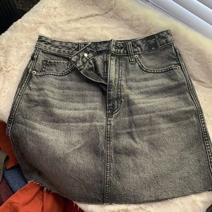 Brand new Abercrombie skirt jean size 26R